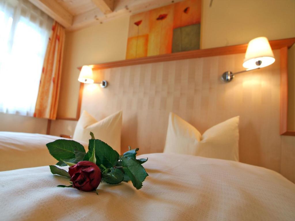 Hotel Gasthof Neuner امست الغرفة الصورة