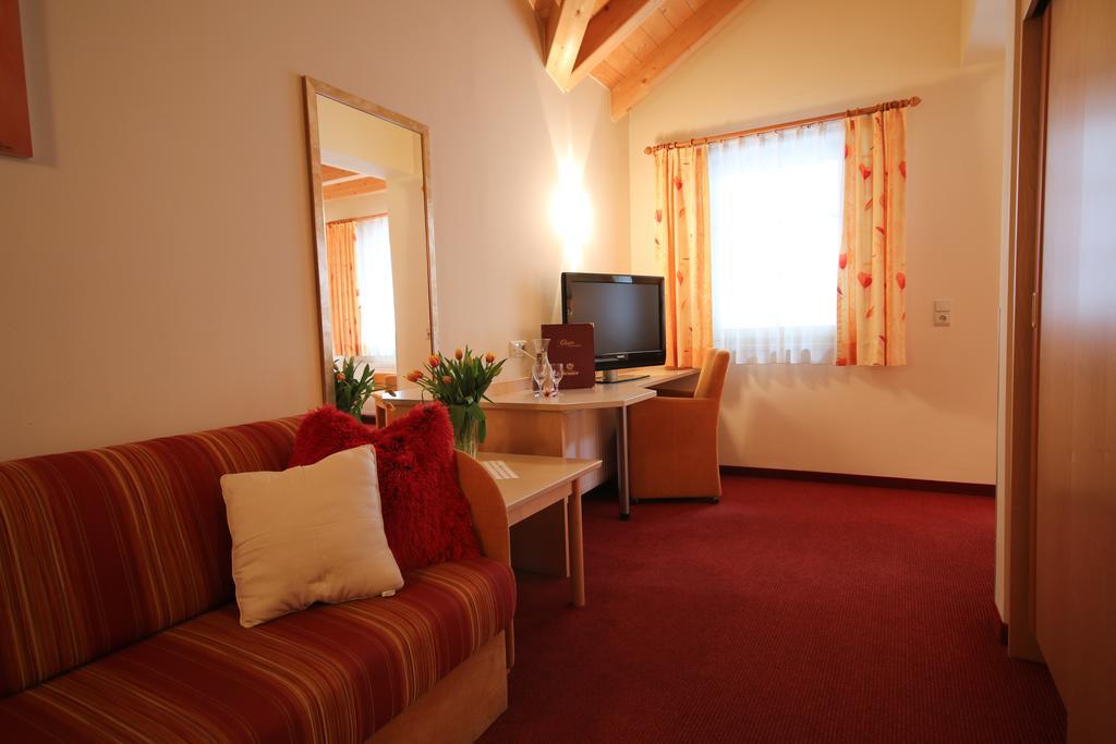 Hotel Gasthof Neuner امست المظهر الخارجي الصورة