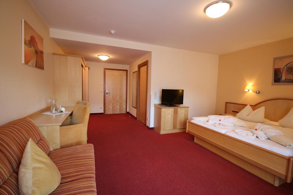 Hotel Gasthof Neuner امست المظهر الخارجي الصورة