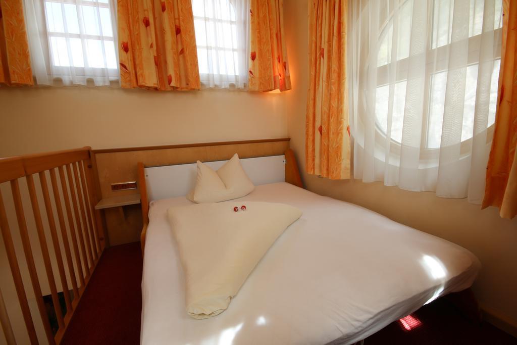 Hotel Gasthof Neuner امست المظهر الخارجي الصورة